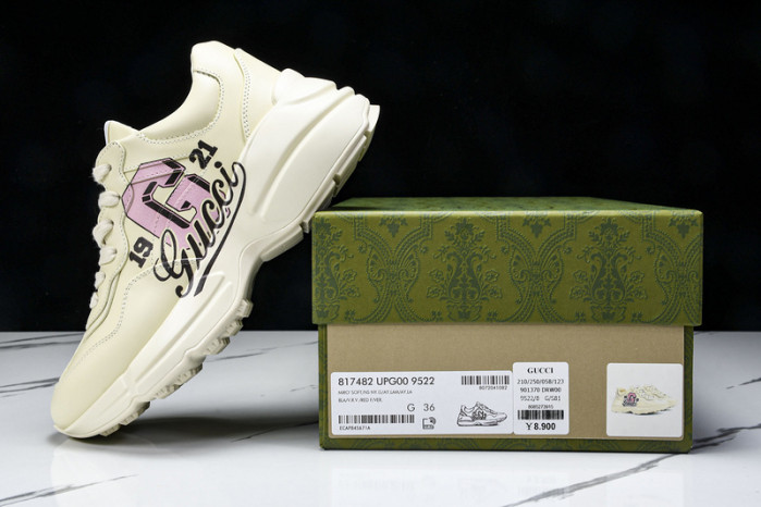 G*u*i sneaker