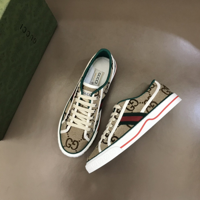 G*u*i sneaker