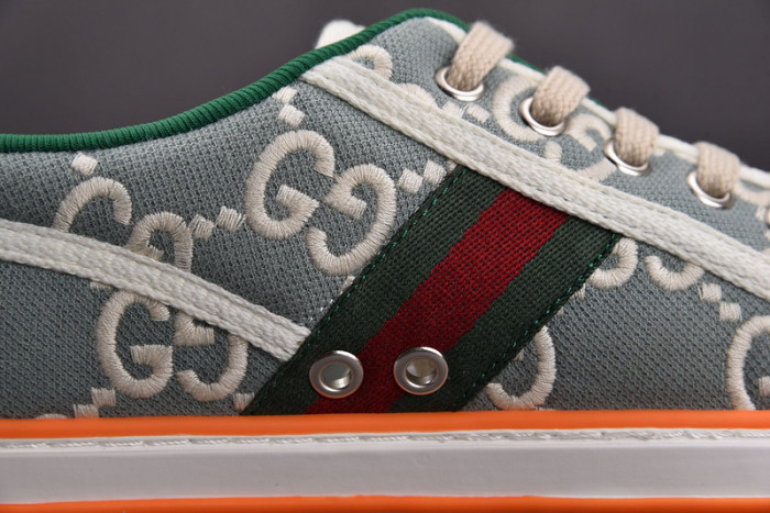 G*u*i sneaker