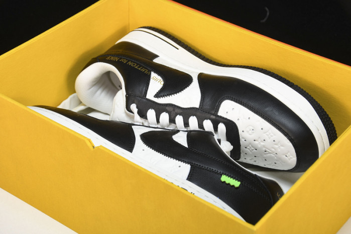 NIKE AIR FORCE 1 LOW BY VIRGIL ABLOH