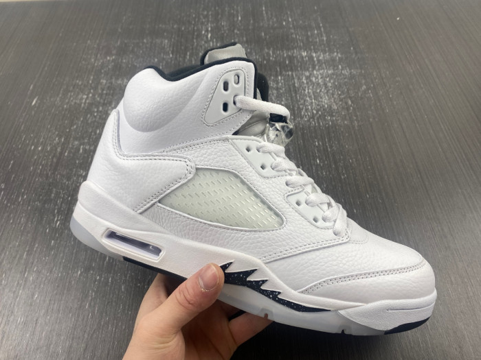 AIR JORDAN 5 "WHITE/BLACK" DD0587-110