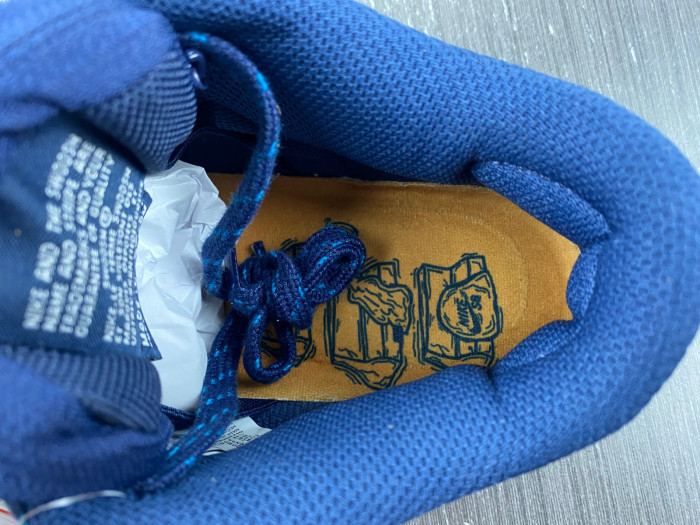 Nike SB Dunk Low "Midnight Navy/Ochre" DX6775-400