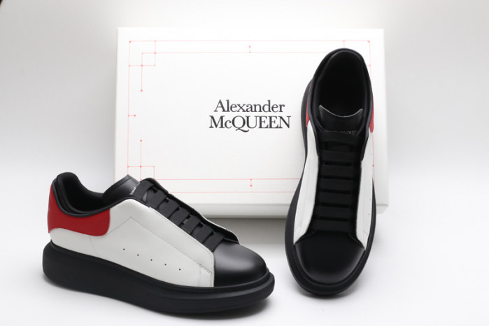 ALEXANDER MCQUEEN OVERSIZED