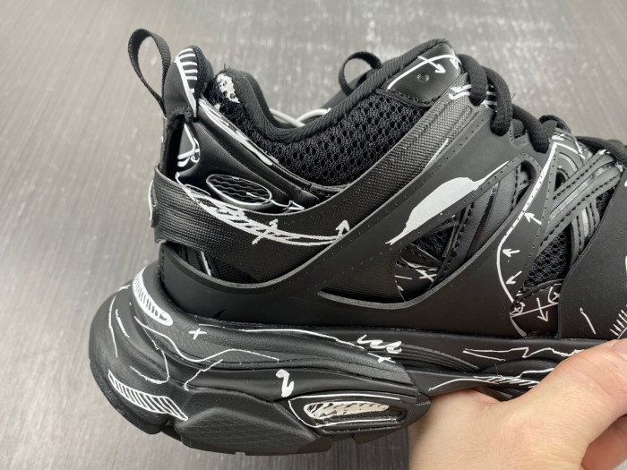 Ba*len*cia*ga track 542023 w3sr2 2315