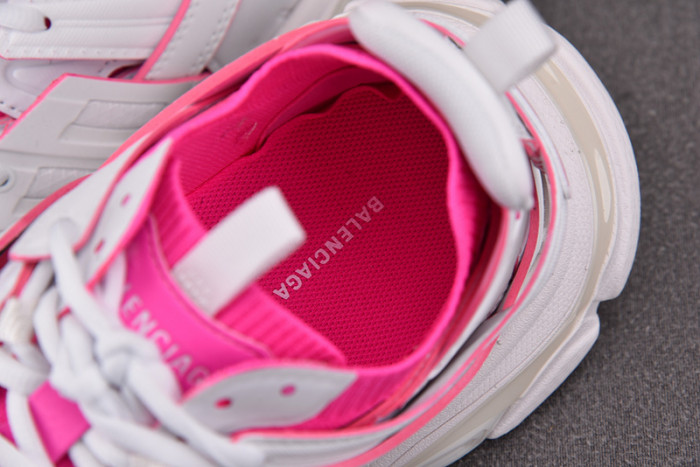 Ba*len*cia*ga track 542023 w3sr2 2315