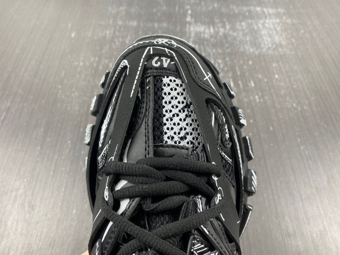 Ba*len*cia*ga track 542023 w3sr2 2315