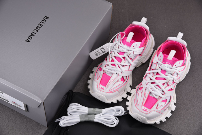 Ba*len*cia*ga track 542023 w3sr2 2315