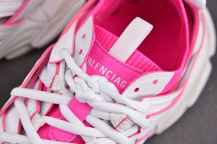 Ba*len*cia*ga track 542023 w3sr2 2315