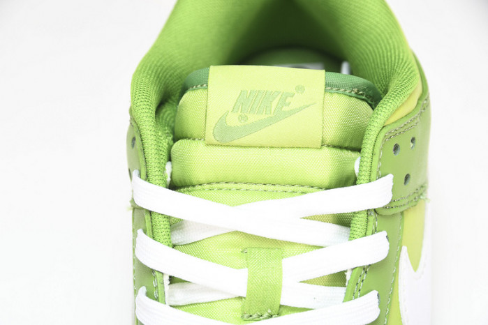 Nike Dunk Low Chlorophyll - DJ6188-300