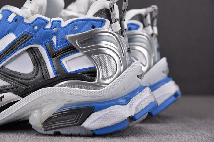 Ba*len*cia*ga -runner