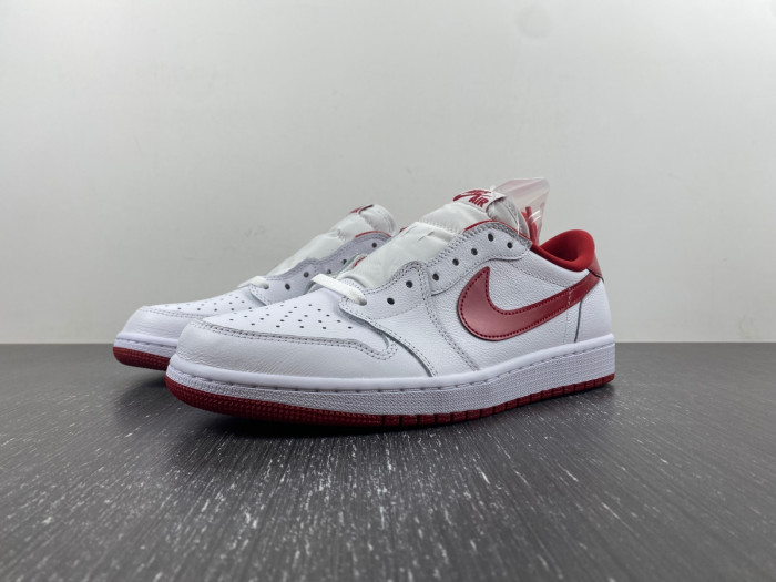 Air Jordan 1 Retro Low OG ''Varsity Red''  705329-101