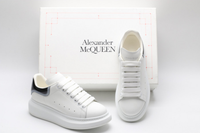 ALEXANDER MCQUEEN OVERSIZED